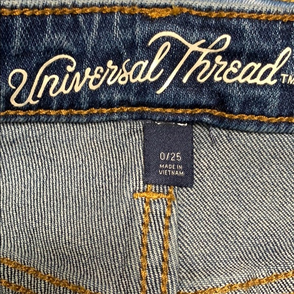 Universal Thread Boyfriend Blue Jean Shorts - Picture 8 of 10